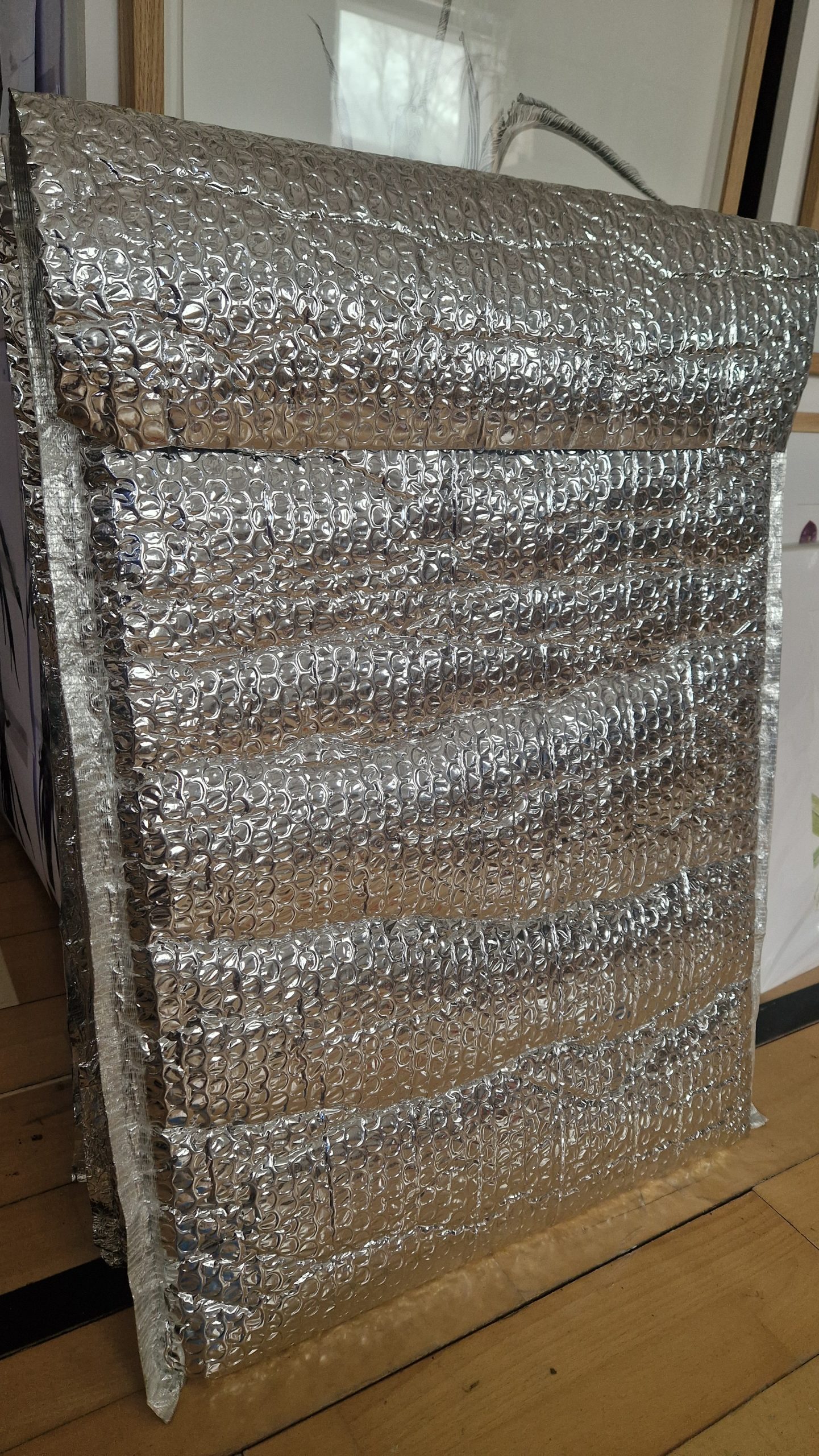 Silver bubble wrap bags, protective reusable packaging